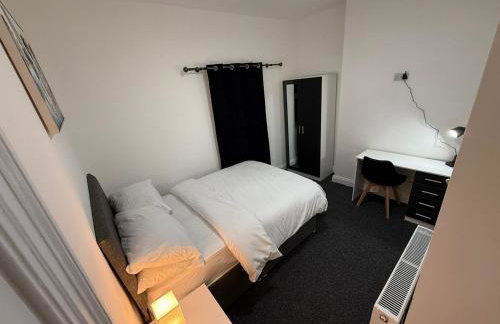 Cosy Six Bedroom House in Bedford Town - Foto 13