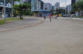 Apê 50 metros da praia com wifi e garagem - Foto 79