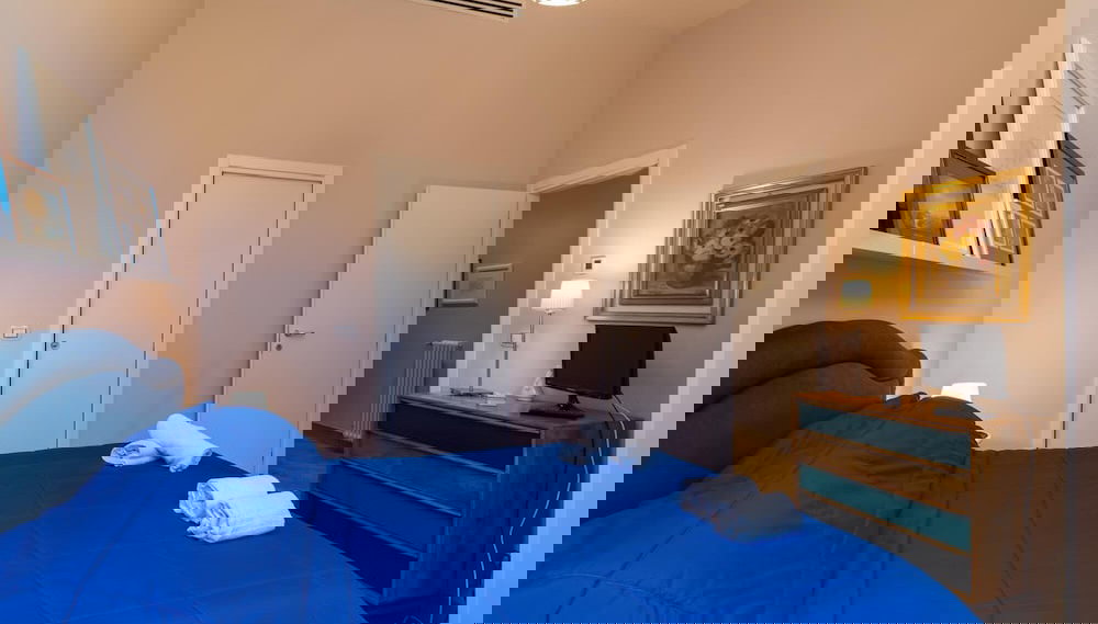 Elegant Flat at Municipio by Napoliapartments - Foto 1, Habitación