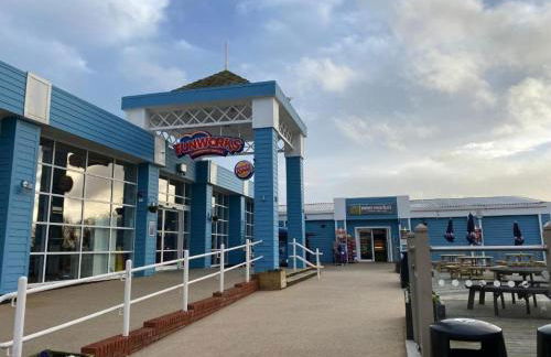 Modern & Homley 3BR Caravan - Foto 18