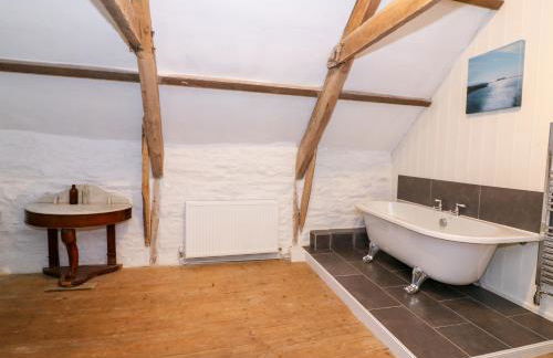 Llwyncadfor Farm - Photo 26