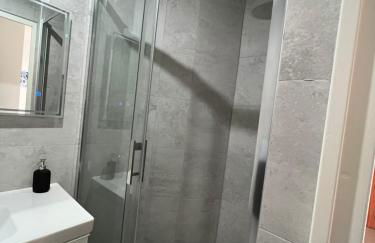 Super 4 Pièces refait à neuf - Foto 8