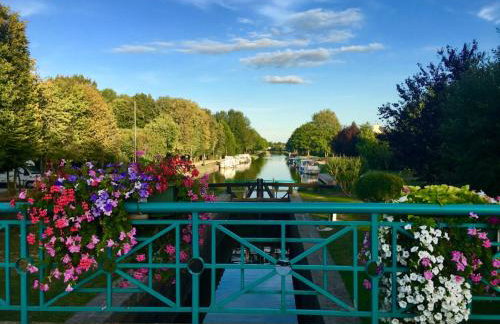 Quai du Val is a Charming Pet and Family Friendly Riverside Gite in Lehon close to Dinan Sleeps 7 - Photo 46