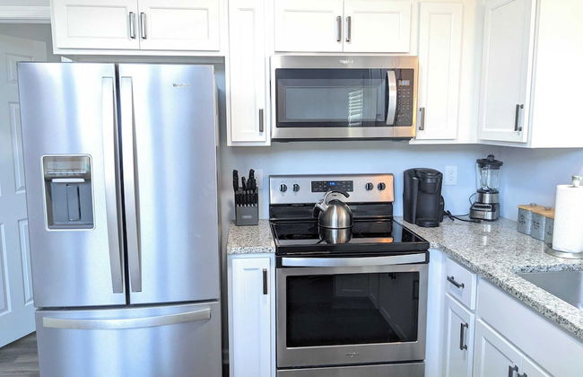 Woodland Chalet by Avantstay Deck + Lake Access - Foto 11