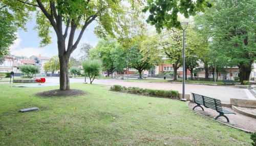 Confort & espace avec climatisation - T4 central - Photo 3, Garden