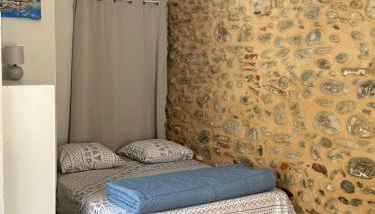 Studio à Le Boulou centre ville- pour 2 - petit prix- Juillet-aout réservation d'1 semaine minimum-check in 17-19h - Foto 2