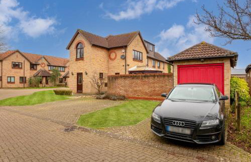 Shenley House - Close to City Centre - Driveway Parking, Self-Check-In, Workspace, Fast WiFi and Smart TV by Yoko Property - Foto 27