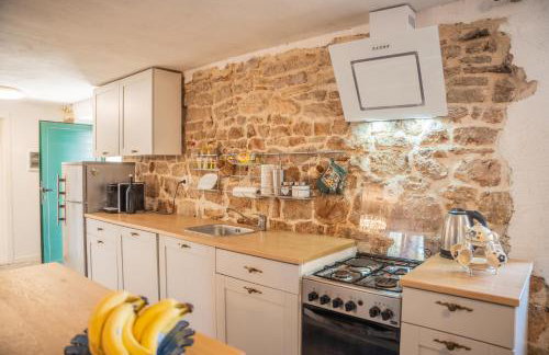 Škarpini dvori - Foto 23