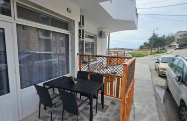 Beach Apartment B - Photo 9