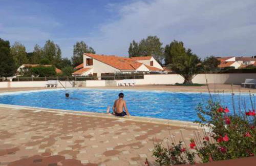 Maison avec piscine commune à 800m de la plage - Foto 22