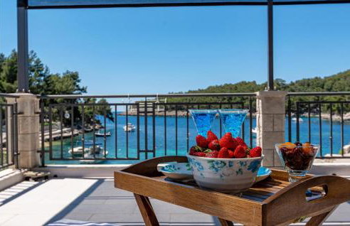 Pet Friendly Home In Blato With Wifi - Photo 27