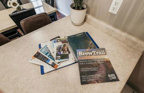 Indoor Hot-Tub! Spacious & Updated MQT Township Home! - Photo 22