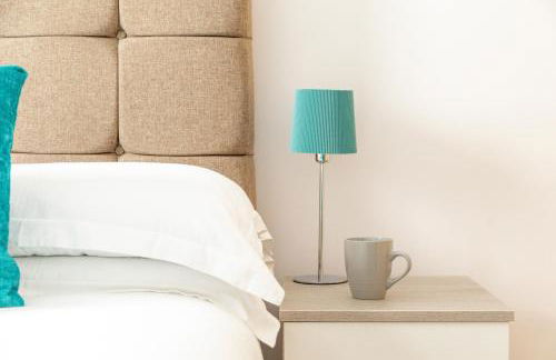 1 Bed Apartment - Redhill Central, Surrey, Gatwick #3 - Foto 14