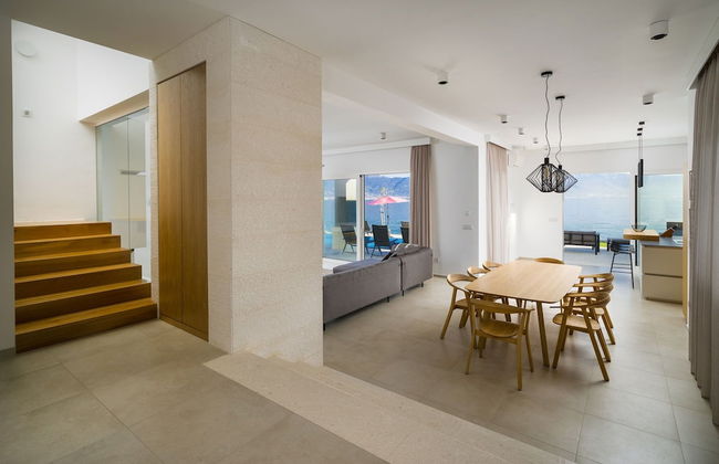 Beachfront Villa Grey Martini with Pool - Foto 17