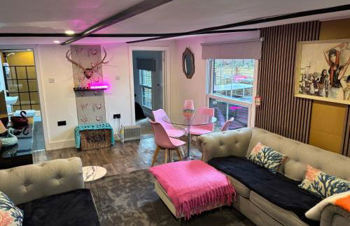 Stables 2bed farm stay private firepit bbq - Foto 6