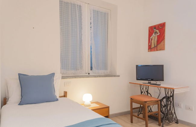 La Quiete With Private Garden by Rent all Como - Foto 9