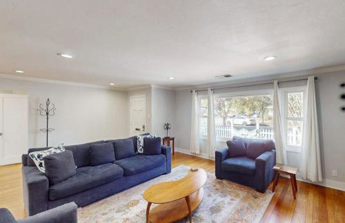 James House - Photo 6
