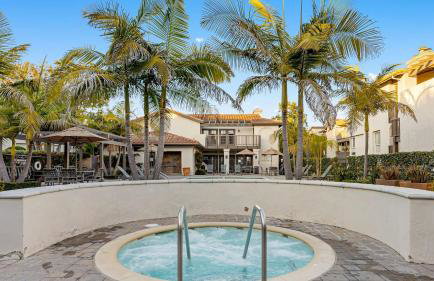 Walk to Beach Pool Hot Tub Private Patio Parking Seabreeze Retreat - Foto 30