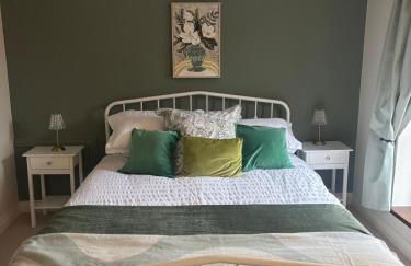 Courtyard House- Luxury Holiday House with floodlit Tennis court - Foto 36