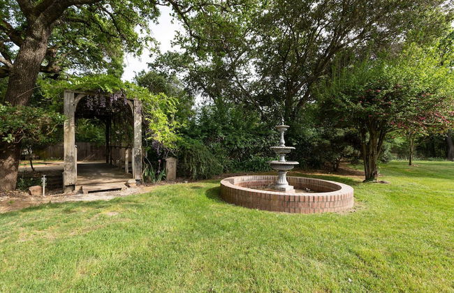 Wildflower by Avantstay Gorgeous Wine Country Home w Pool Bocce Ball Court Huge Yard - Foto 32