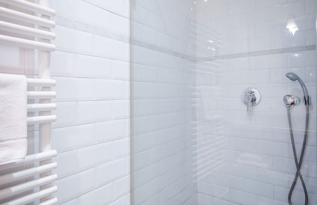 Saint Pauls Suite 1 - Photo 25