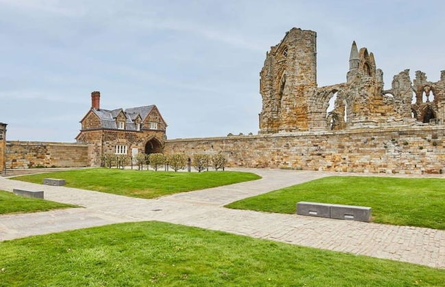 Host & Stay - The Coach House - Photo 45