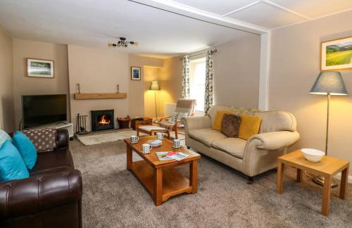 Alma House - Photo 4