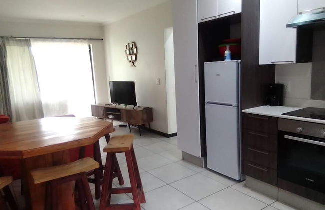 Pool-bbq-3br-2baths-parking-safe-family-friendly - Photo 12