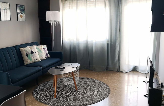 Youthfull Escape in Nicosia - Photo 19