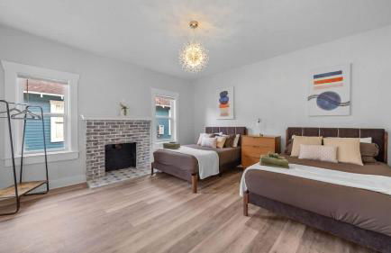 Mid-Century Modern Retreat by Coffee, Food + Shops - Foto 9