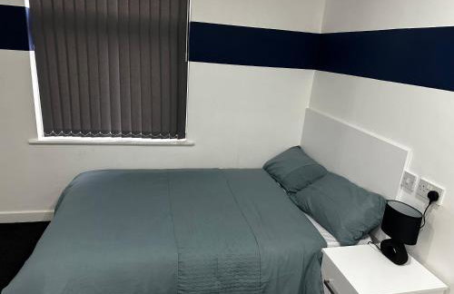 Cozzy Haven two min from Train station - Foto 7