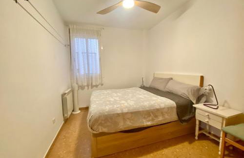 Big Family Terrassa Parking and noise free - Photo 2