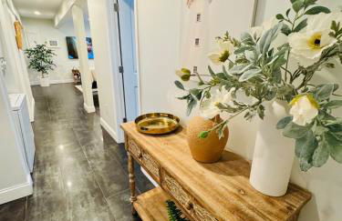 Modern Oasis-steps from DC with free private parking - Foto 33