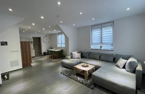 Maria's Ferienwohnung - Modernität trifft Eleganz - Foto 1