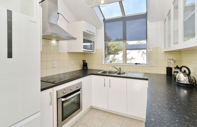 Moa Place - Christchurch Holiday Homes - Photo 23