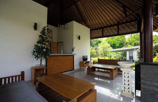 The Manik Kalisada - Foto 2