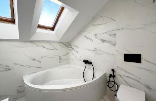 Luxury Golden Mile Townhouse near Puente Romano - EaW Homes - Foto 29