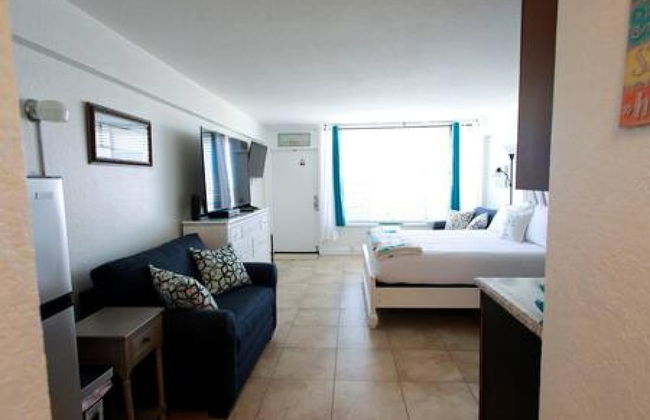 613 3 Beds Luxury Beachfront Studio Ideal 4 Long Stays - Foto 53