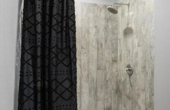 Immediate Access to Highway 35 - Remodeled Haven - Foto 16