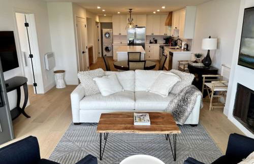 Oceanfront Fully Remodeled 2BR 2BA, Pool, Hot Tub, Gated Parking - Foto 5