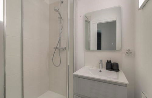 Charmant et Chaleureux avec garage privé - Foto 27