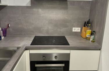 Schöne 2-Zi-Whg Küche Bad Terrasse Parken - Foto 32