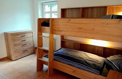 Seyfarthrooms - Ferienwohnung Zum Dorfladen Rathen - zentrale Lage mit direkter Anbindung an das Wanderwegenetz, moderne Inneneinrichtung - Foto 8