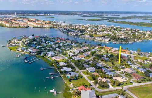 Golf Cart-Jacuzzi-Surfing Abode on Hutchinson Island - Foto 4