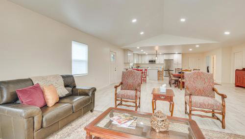 Ski, Fish and Unwind Peaceful Lake Champlain Home! - Foto 5