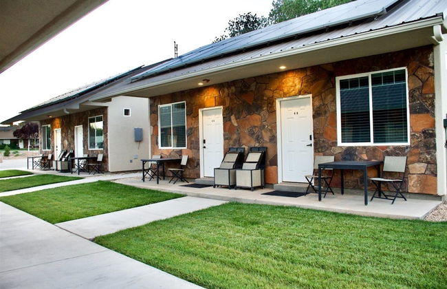 Zion's Camp and Cottages - Photo 34