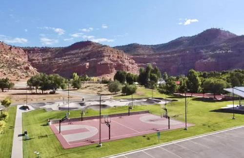 Family Friendly Townhome in Kanab Pool & Hot Tub - Foto 63