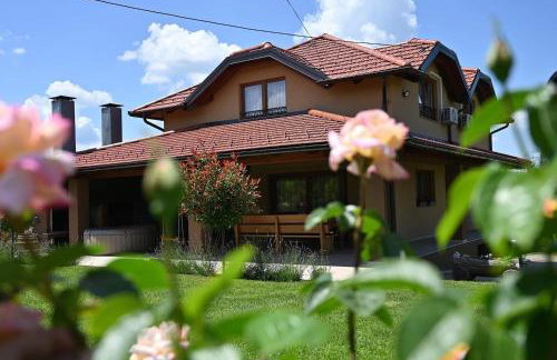 STRUČIĆ WINERY ESTATE - Foto 1