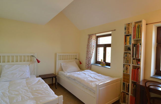 Holiday Home in Izier With Roofed Terrace, Garden, Parking - Foto 5