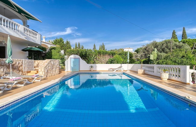 Toupeira Wonderful Well Furnished Villa - Foto 1